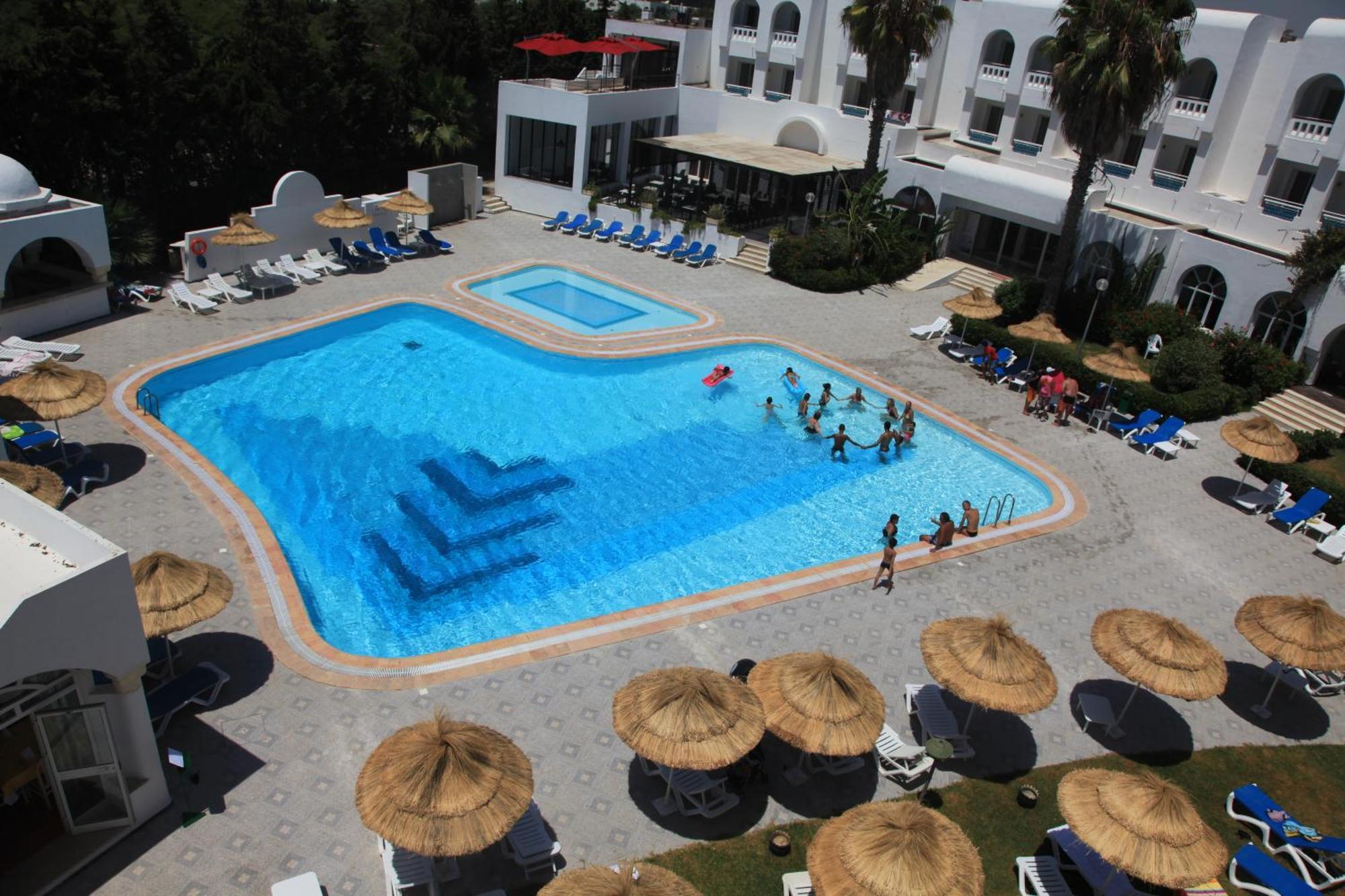 Hotel Menara 4*