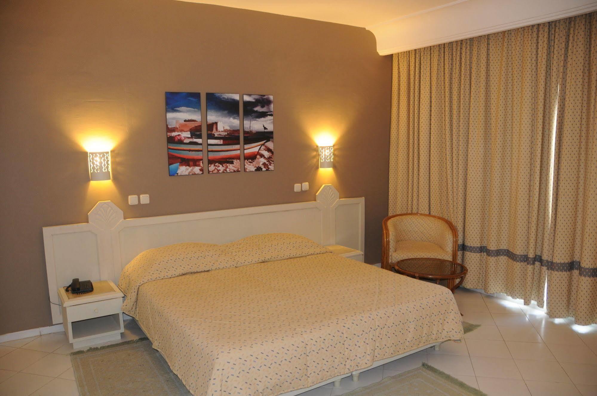 Menara Hotel 4*